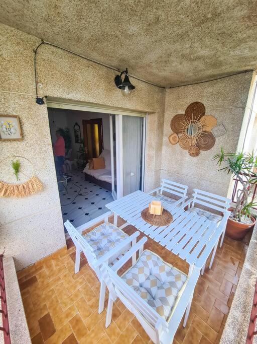 Nice Beachside 2-Bd Apt Near Barcelona Cunit Exteriör bild