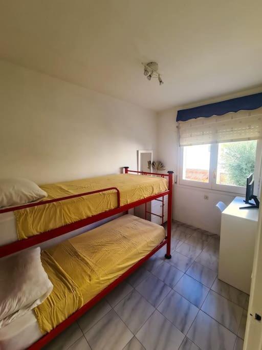 Nice Beachside 2-Bd Apt Near Barcelona Cunit Exteriör bild