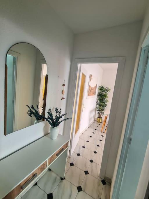 Nice Beachside 2-Bd Apt Near Barcelona Cunit Exteriör bild