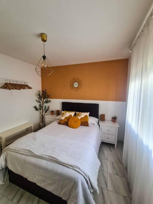 Nice Beachside 2-Bd Apt Near Barcelona Cunit Exteriör bild