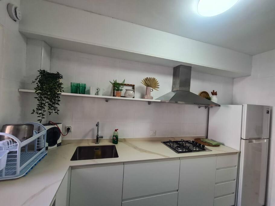 Nice Beachside 2-Bd Apt Near Barcelona Cunit Exteriör bild